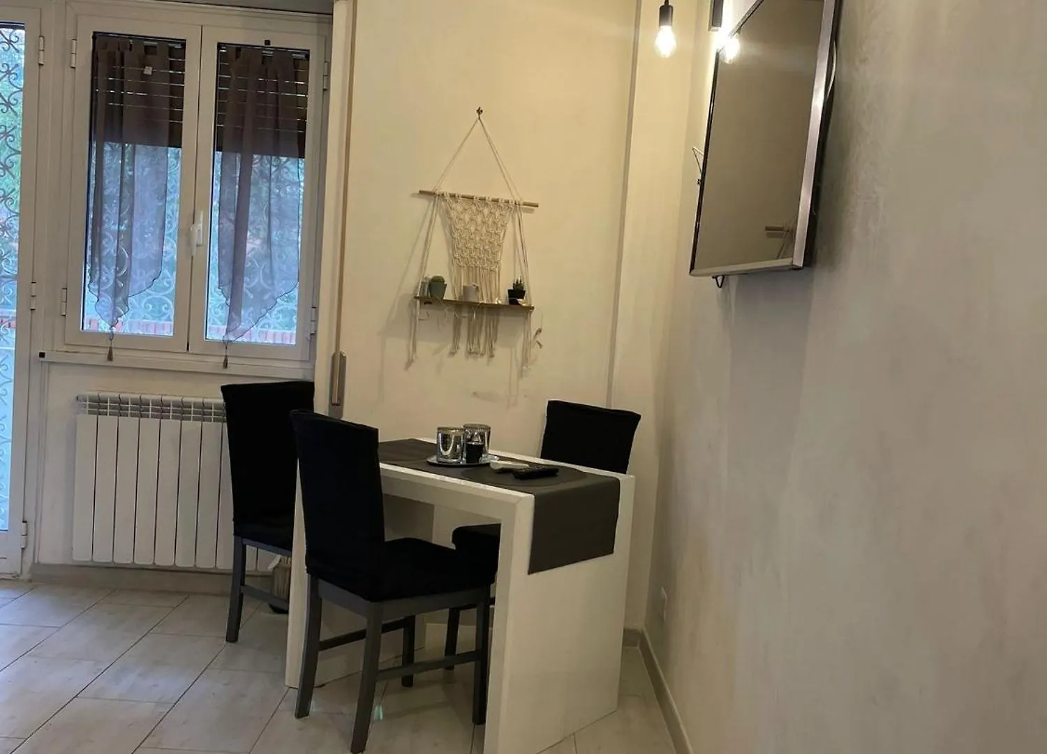 William Home Rome Italy